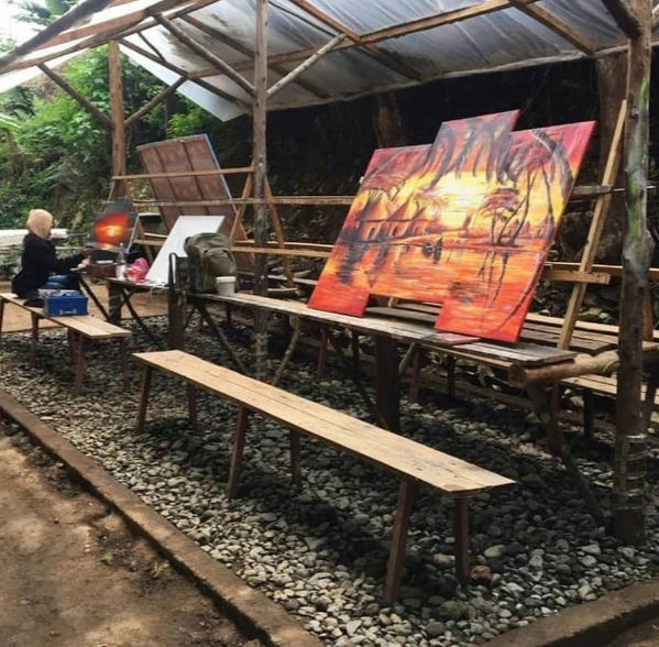 Painting in the Forest - A Day in Arusha’s Art Garden
